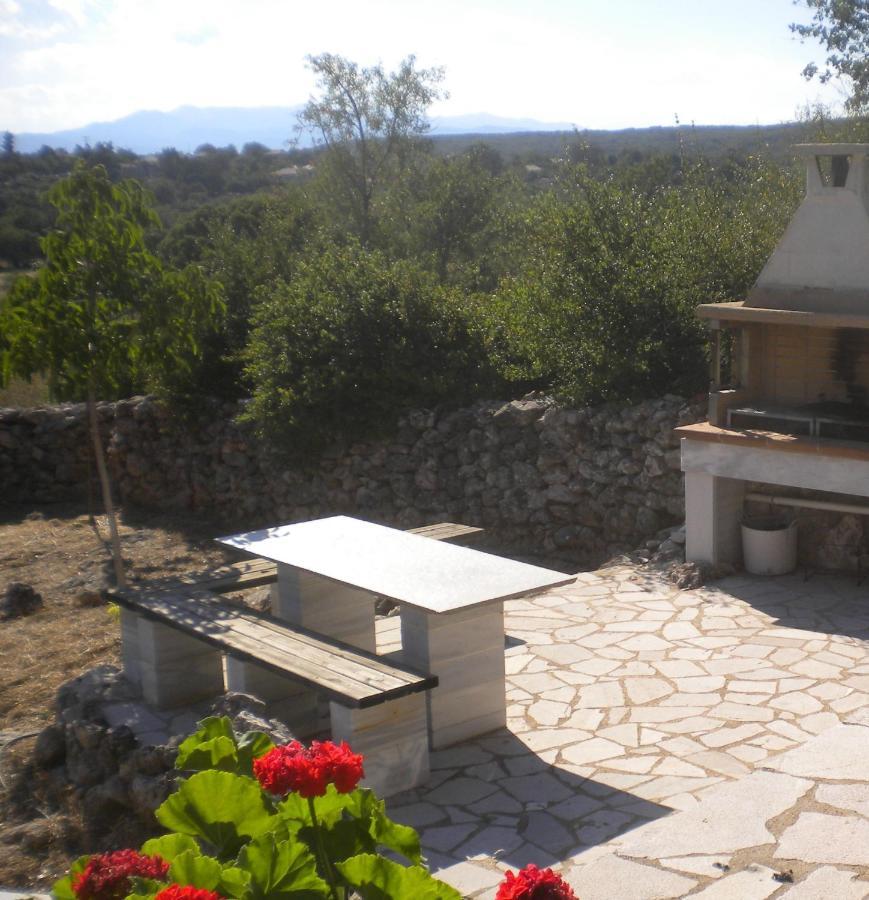 Stone House In A Quiet Landscape, Leonidion Villa ภายนอก รูปภาพ
